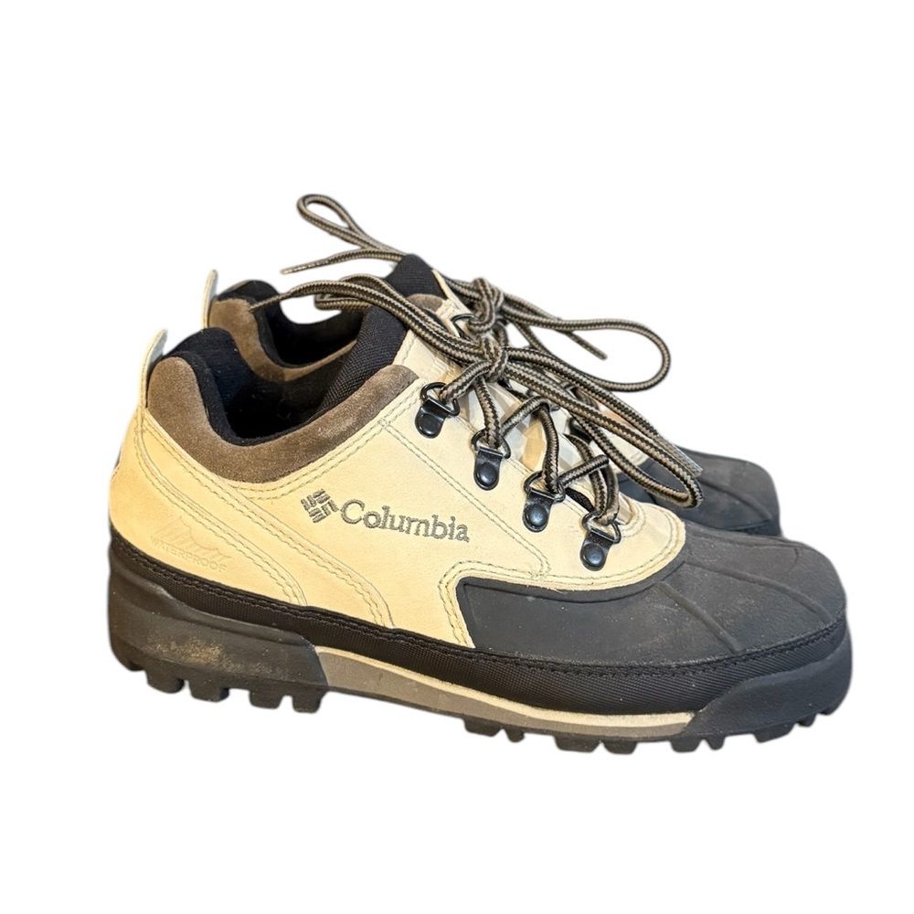 Columbia Bungalow Winter Boots with Rugged Traction Women’s Size 8.5